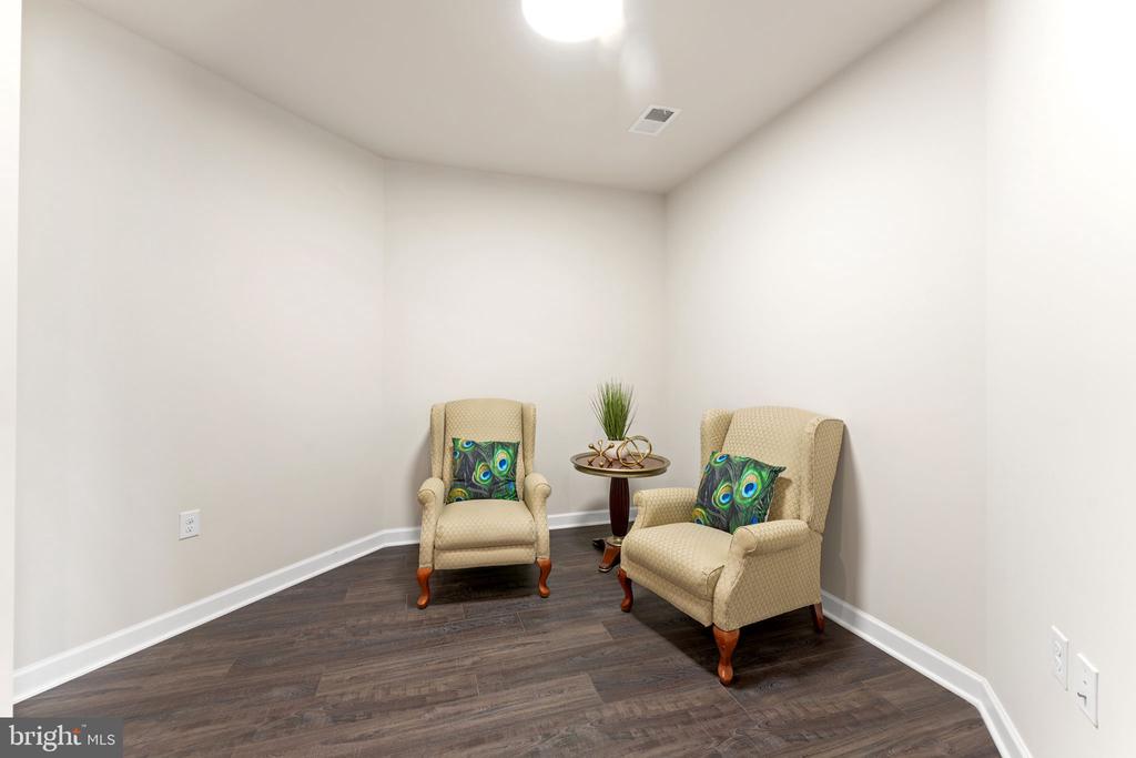 3925 Fair Ridge Dr #509