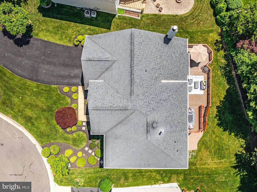 3781 Penderwood Dr