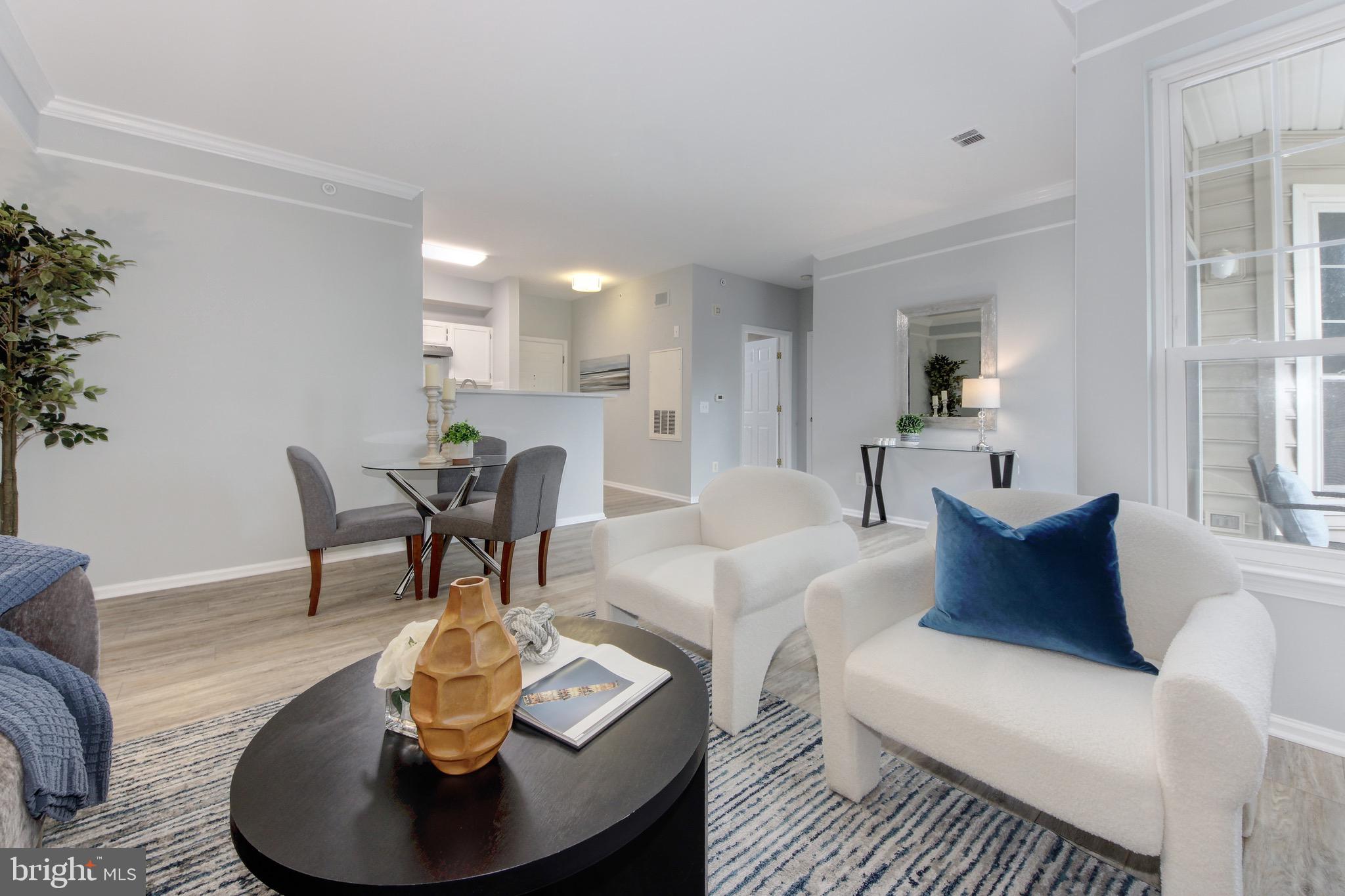 1600 SPRING GATE DRIVE 2406