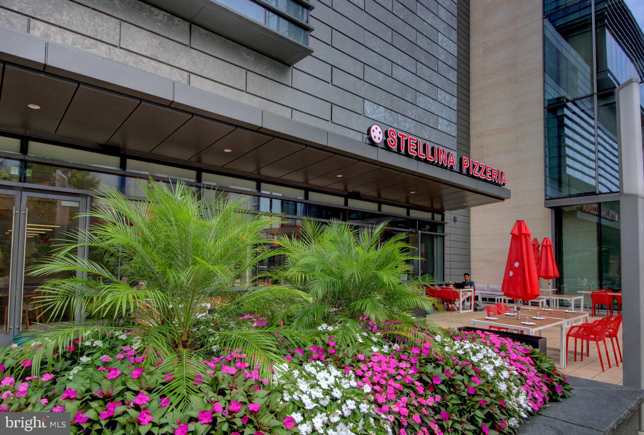 1600 SPRING GATE DRIVE 2406