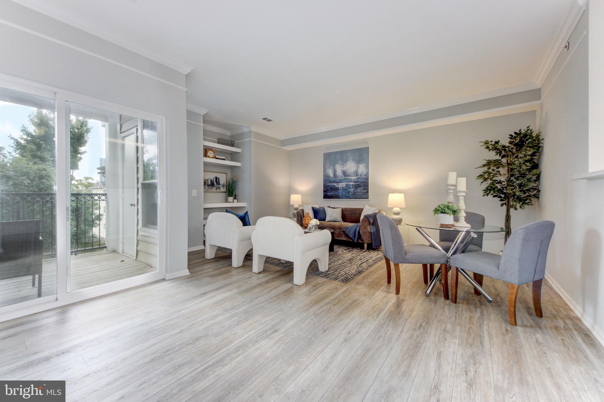 1600 SPRING GATE DRIVE 2406