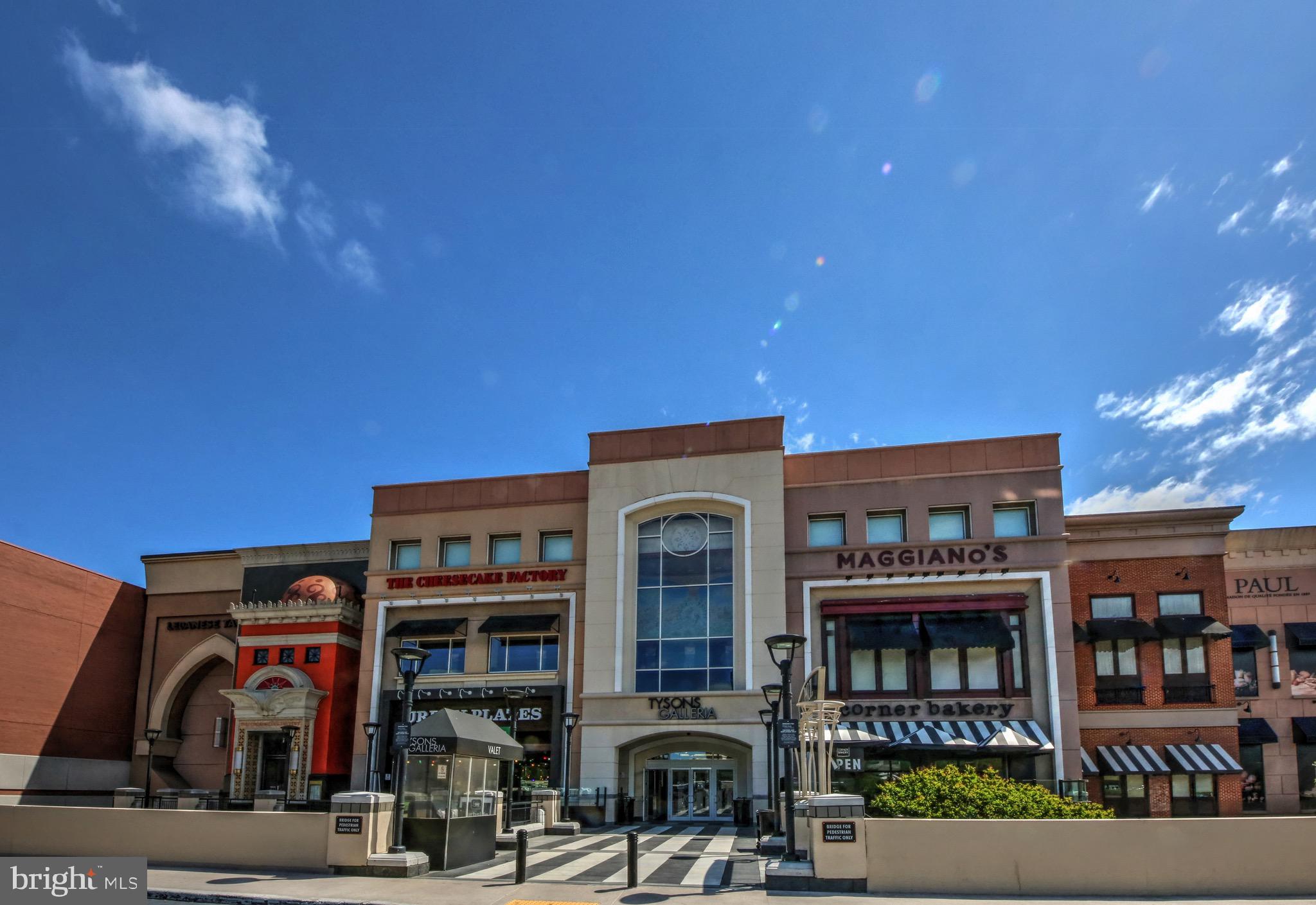 1600 SPRING GATE DRIVE 2406