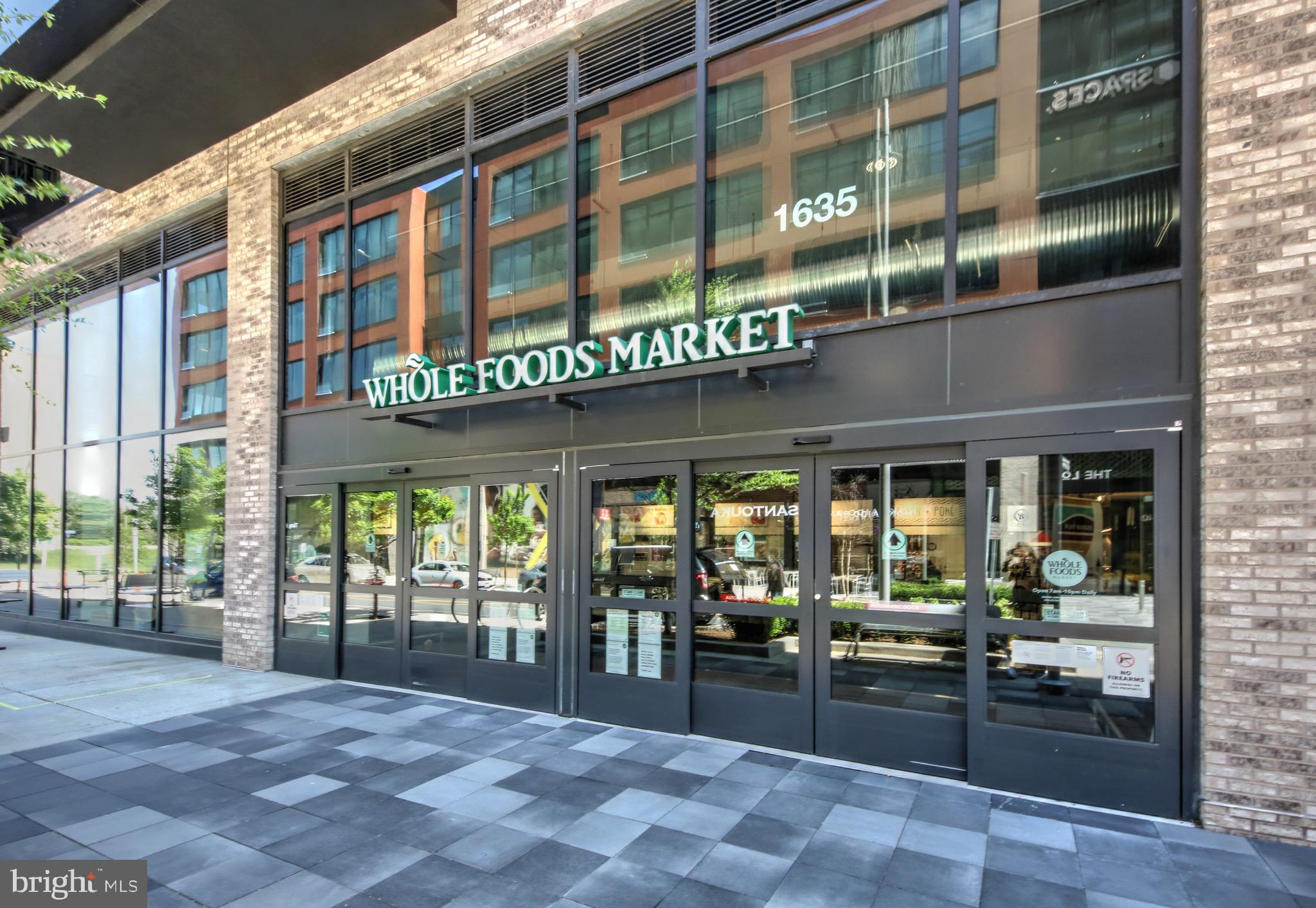 1600 SPRING GATE DRIVE 2406