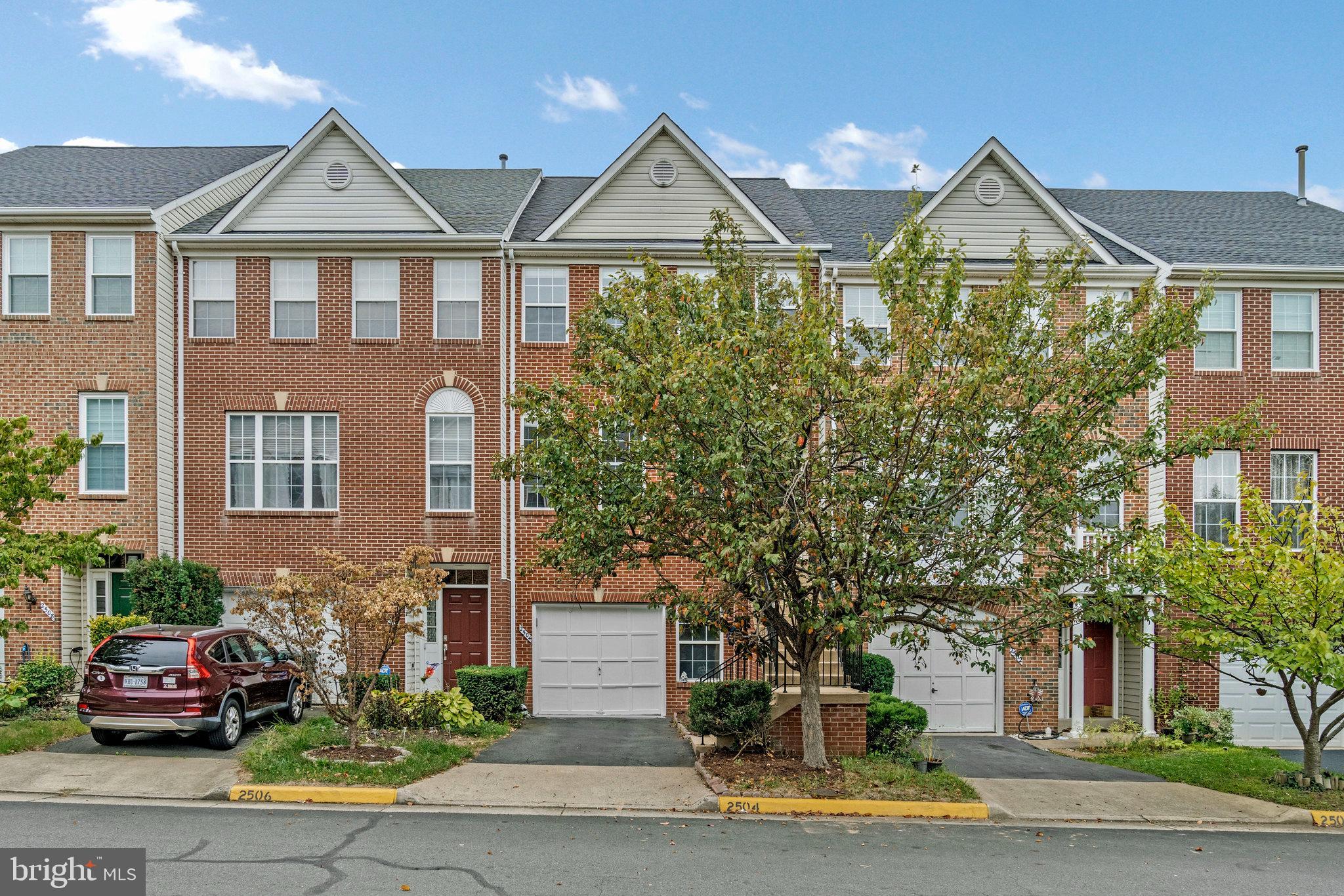 2504 WOODROW WILSON DRIVE