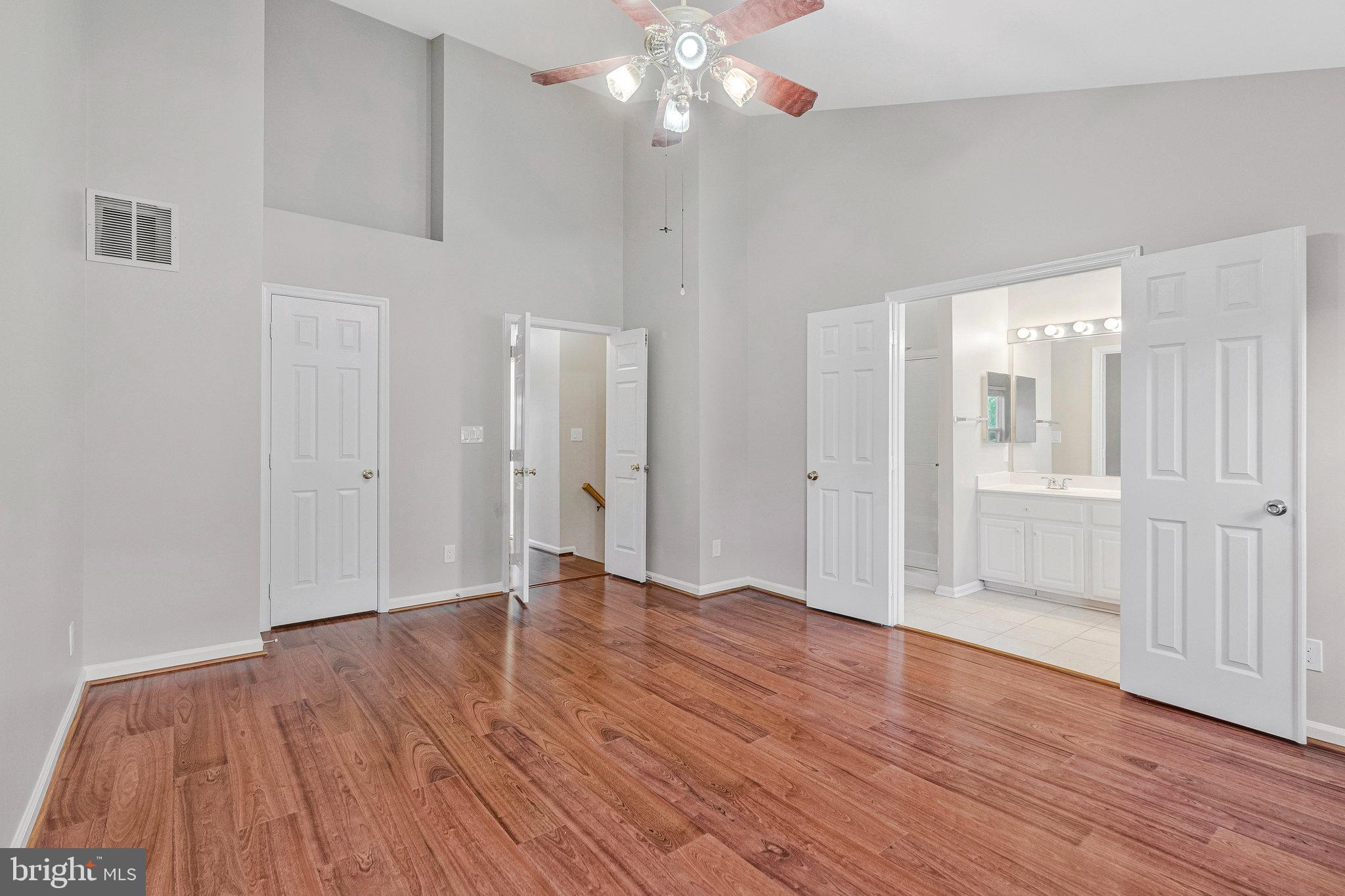 2504 WOODROW WILSON DRIVE