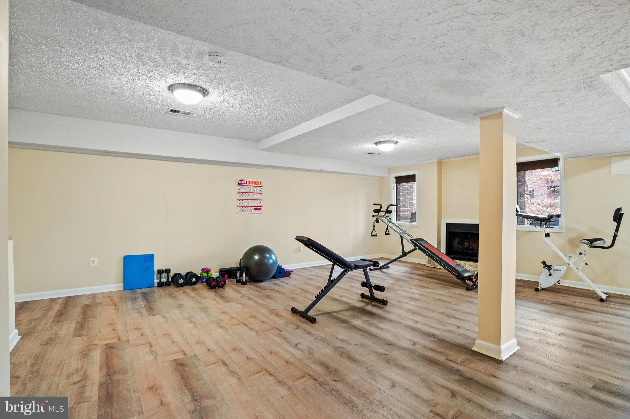 2247 CEDAR COVE COURT