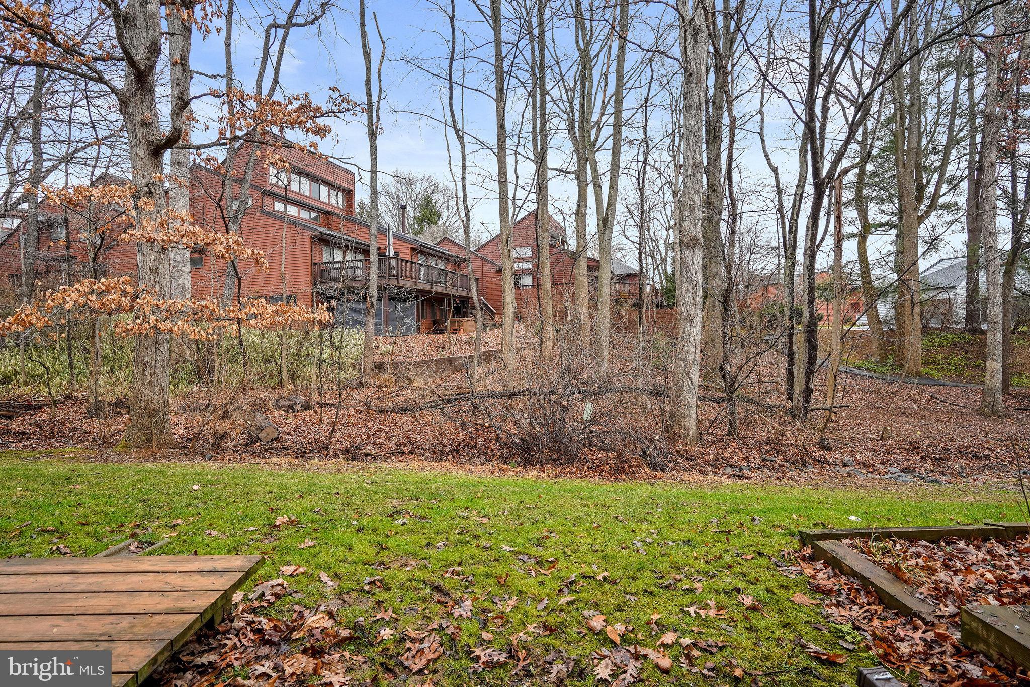 2247 CEDAR COVE COURT