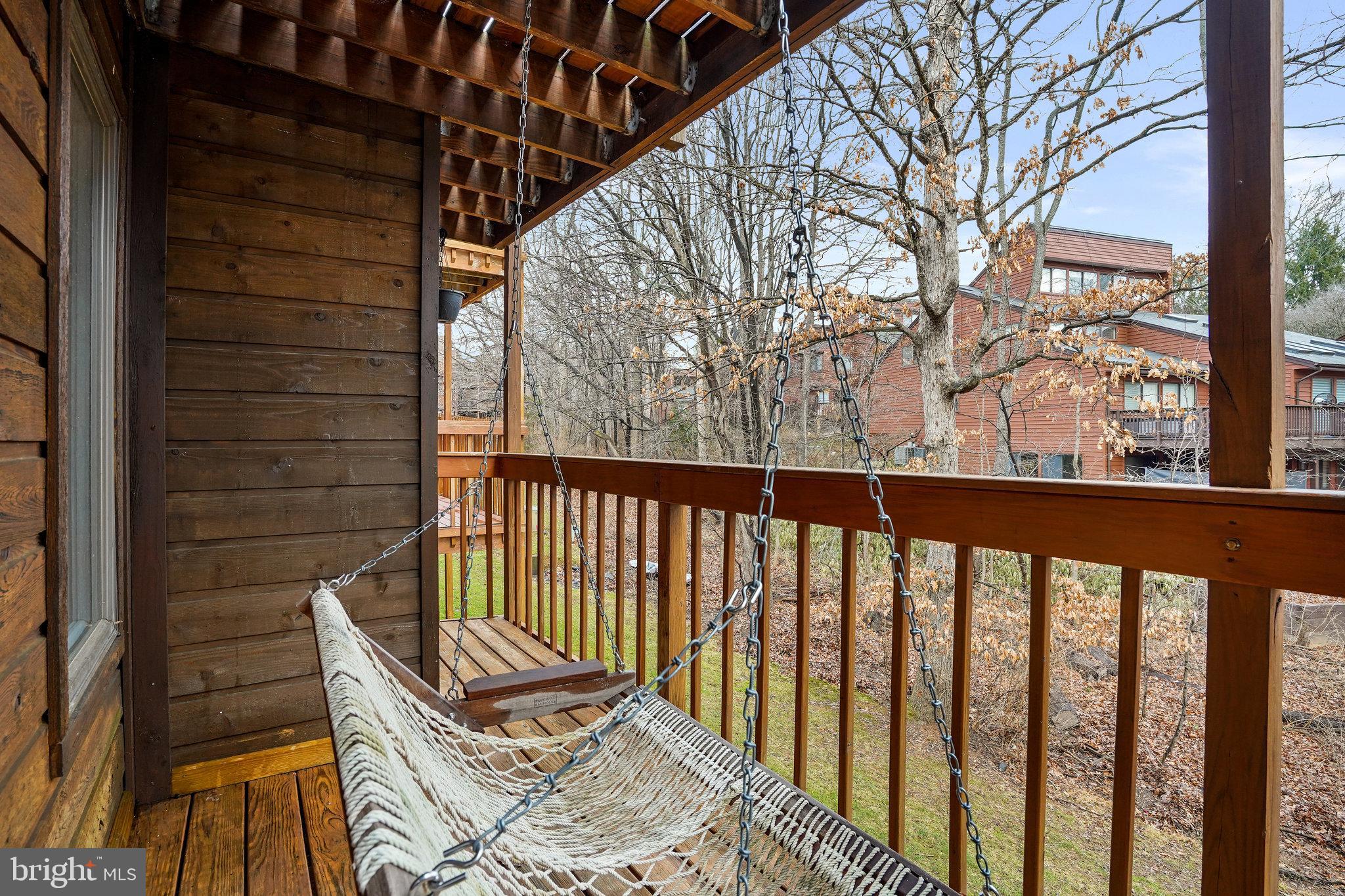 2247 CEDAR COVE COURT