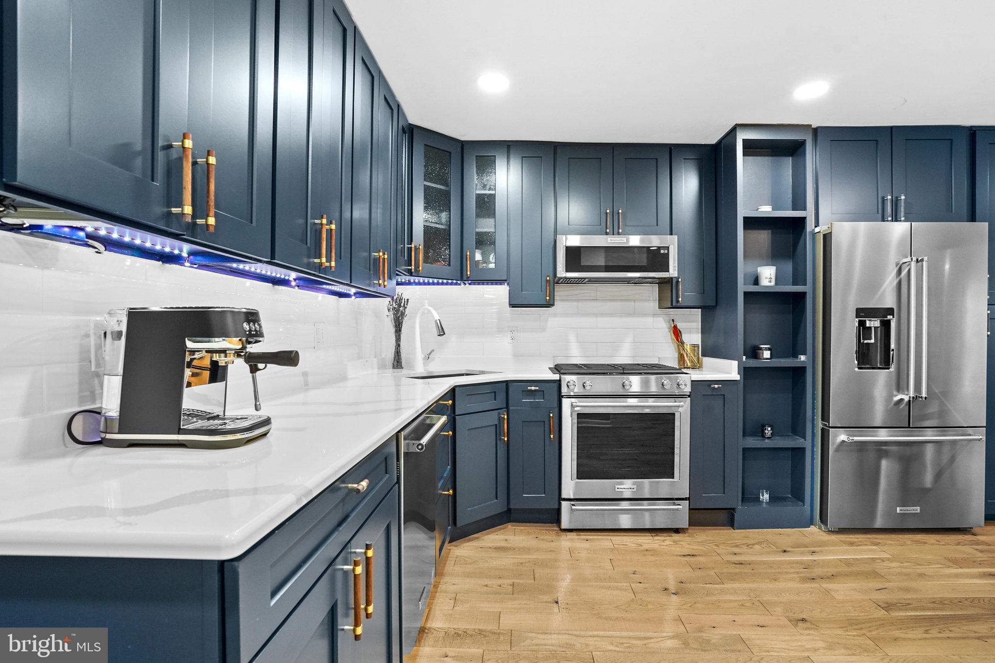 2247 CEDAR COVE COURT