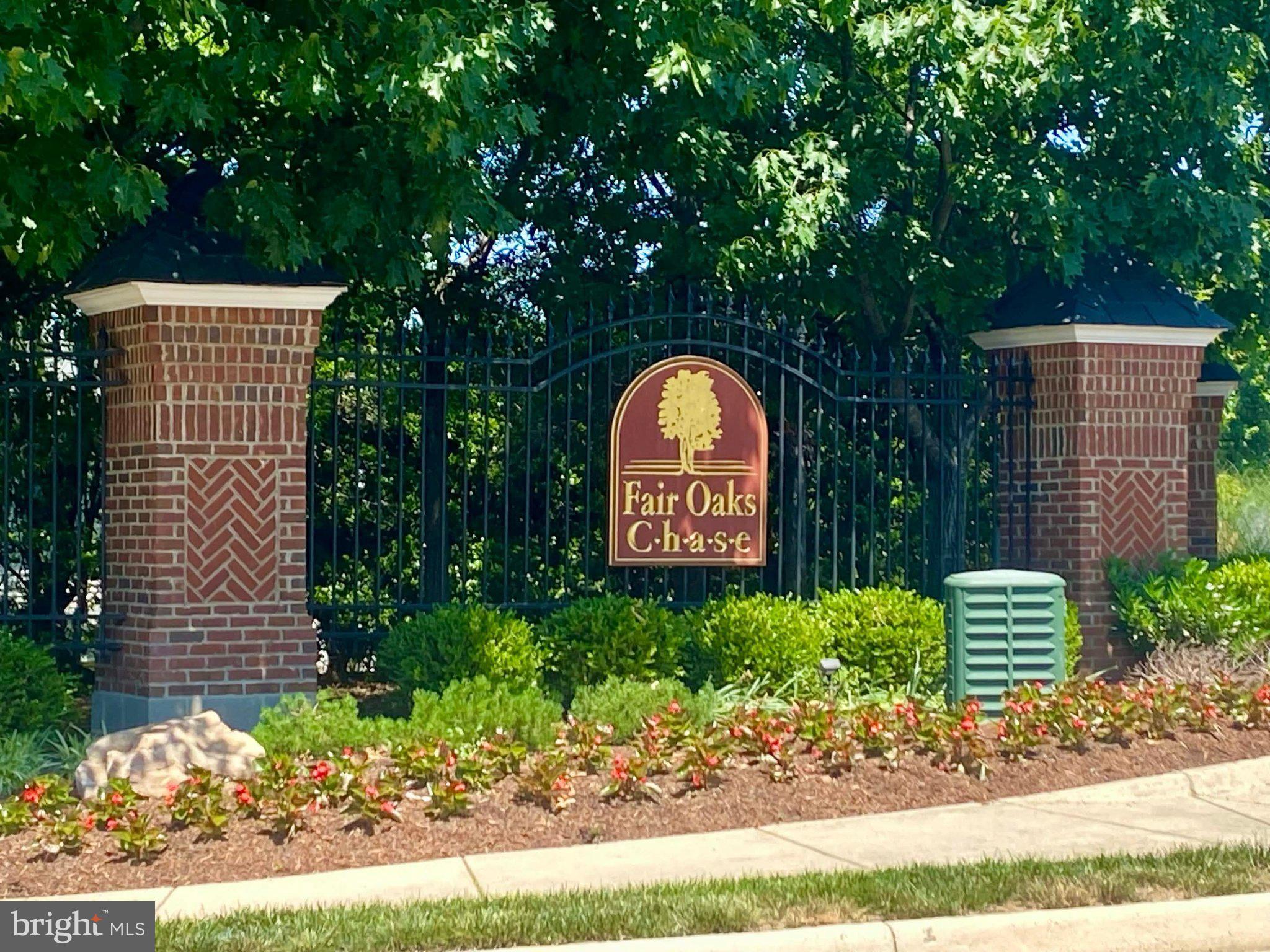 12221 HARBOR TOWN CIRCLE