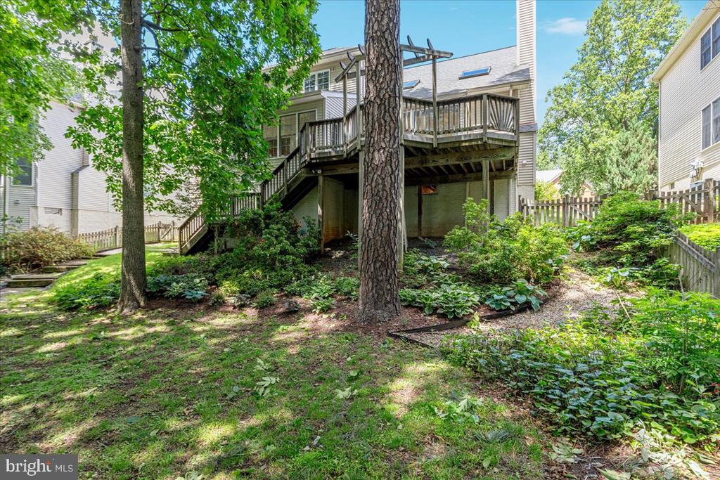 12221 HARBOR TOWN CIRCLE