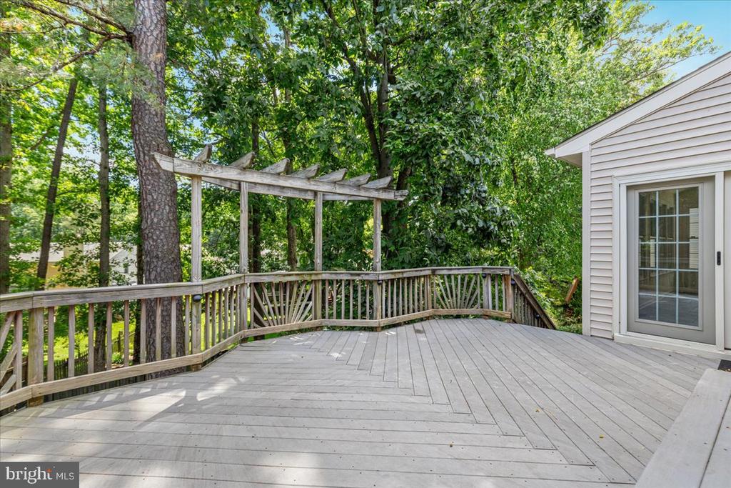 12221 HARBOR TOWN CIRCLE