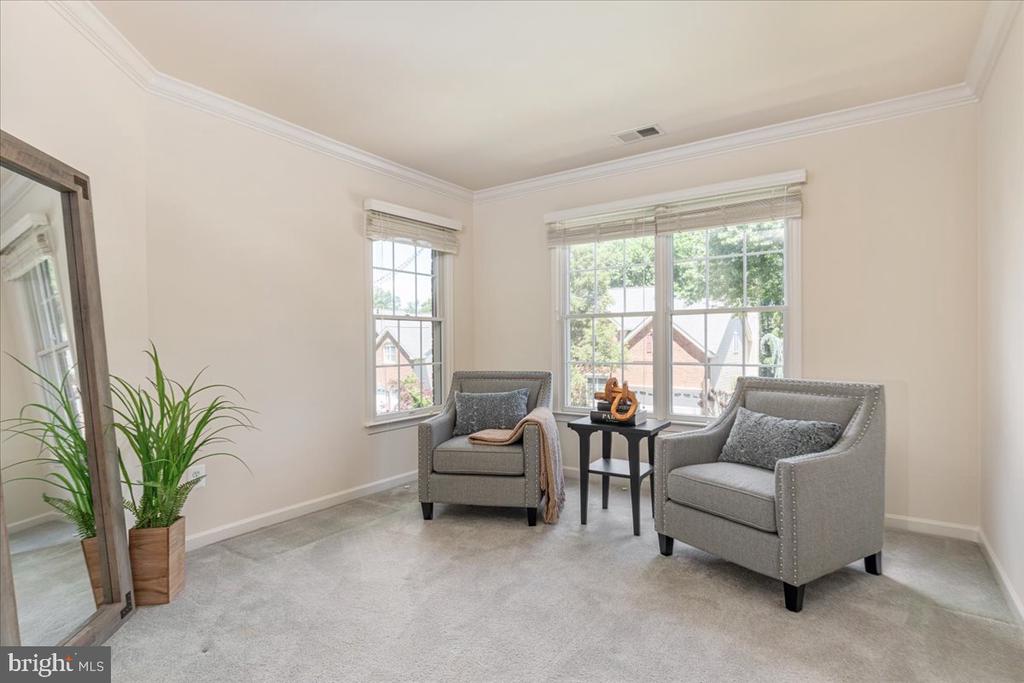 12221 HARBOR TOWN CIRCLE