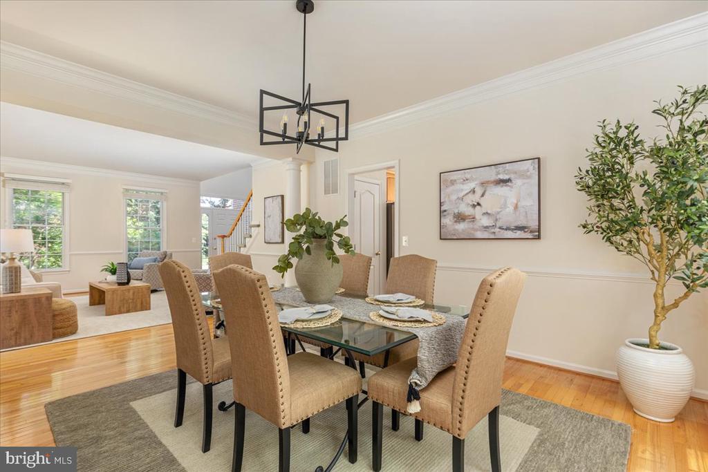 12221 HARBOR TOWN CIRCLE