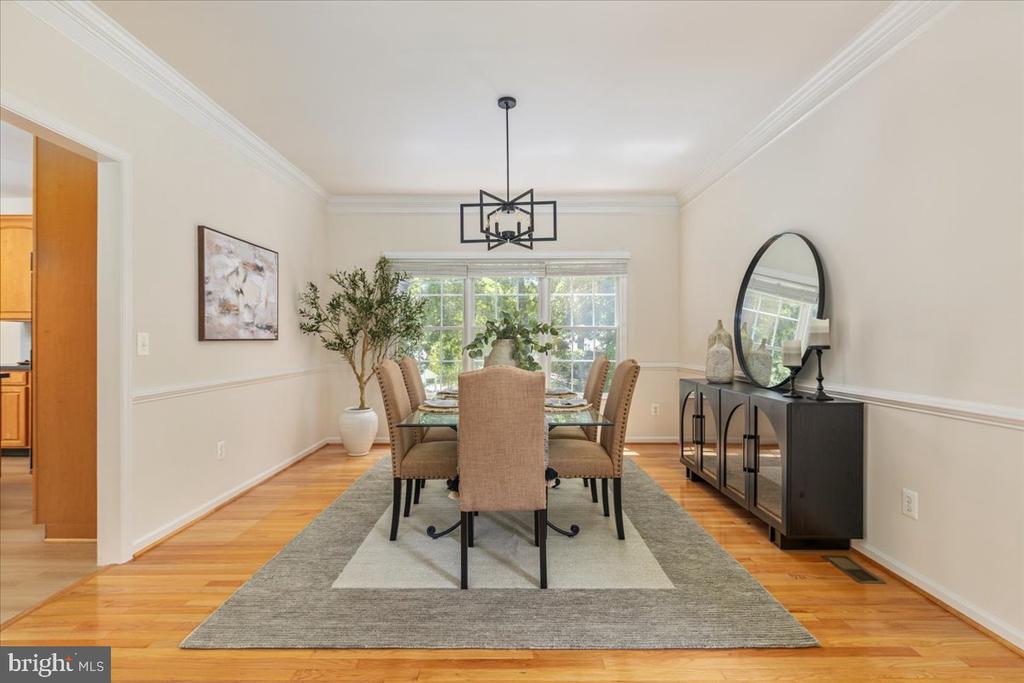 12221 HARBOR TOWN CIRCLE