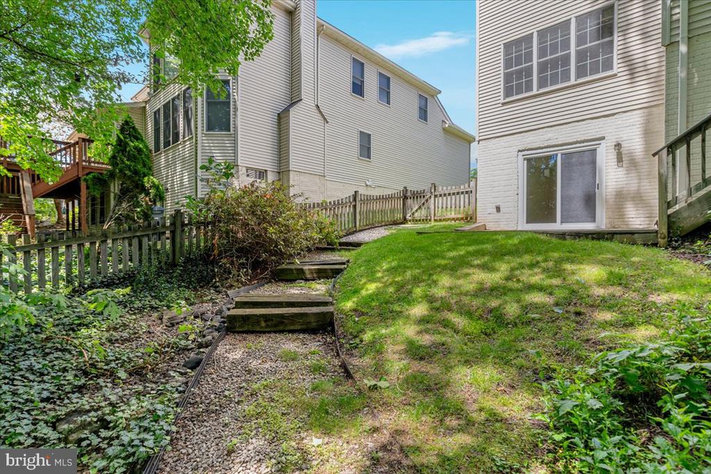 12221 HARBOR TOWN CIRCLE