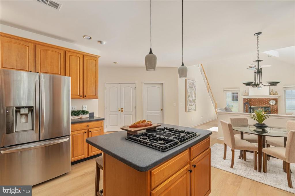 12221 HARBOR TOWN CIRCLE