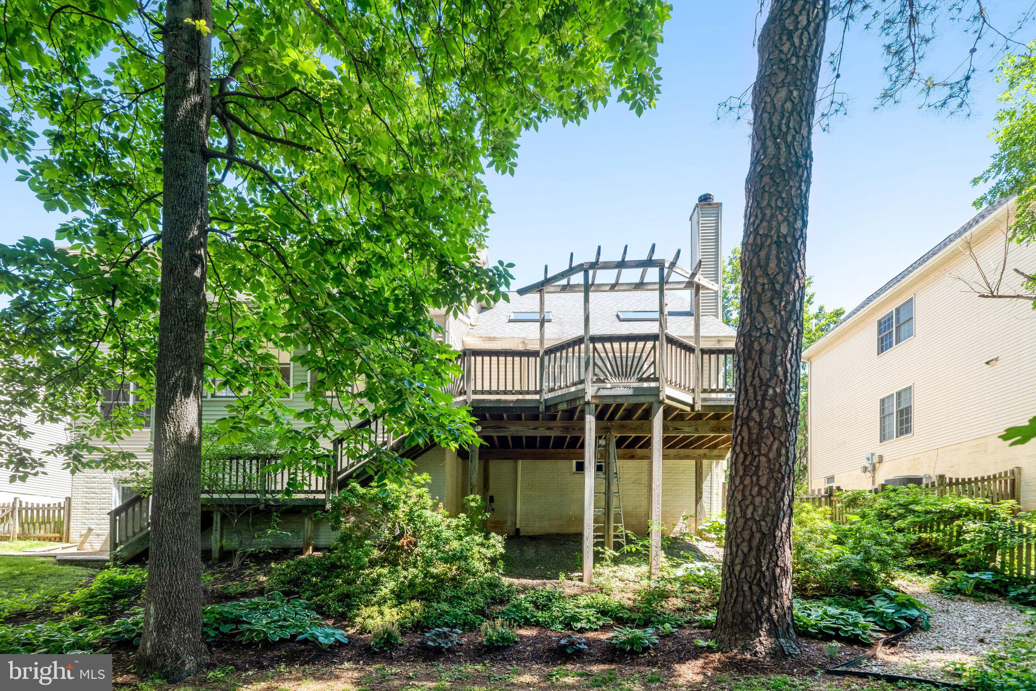 12221 HARBOR TOWN CIRCLE