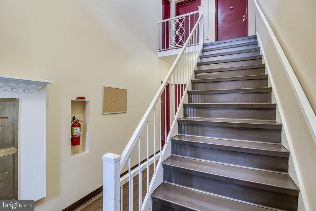 5603 FRANCONIA ROAD Unit: 302