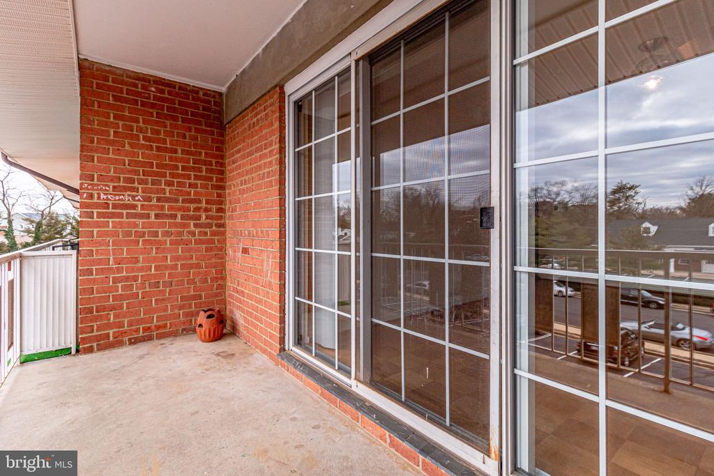 5603 FRANCONIA ROAD Unit: 302