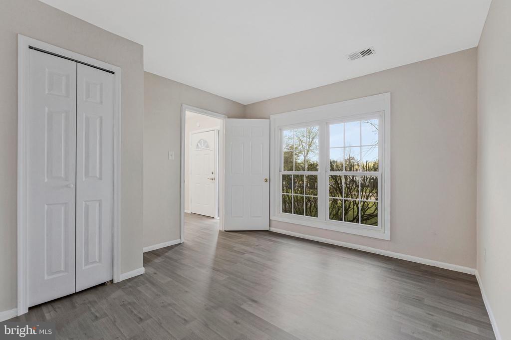46 WEDGEDALE DRIVE