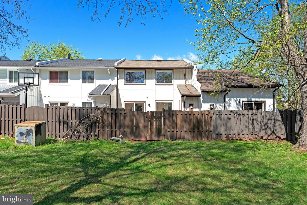 46 WEDGEDALE DRIVE