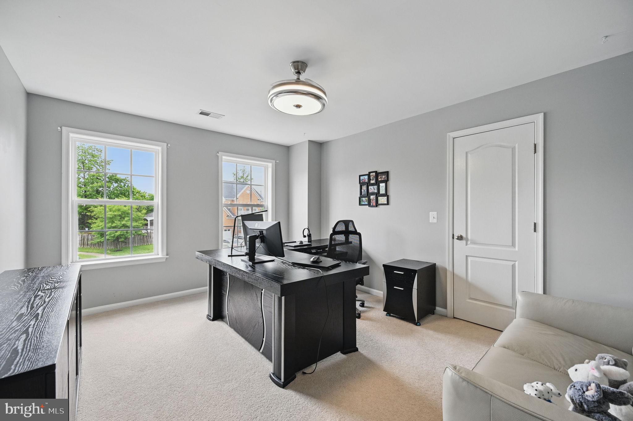 9129 Autumn Glory Ln