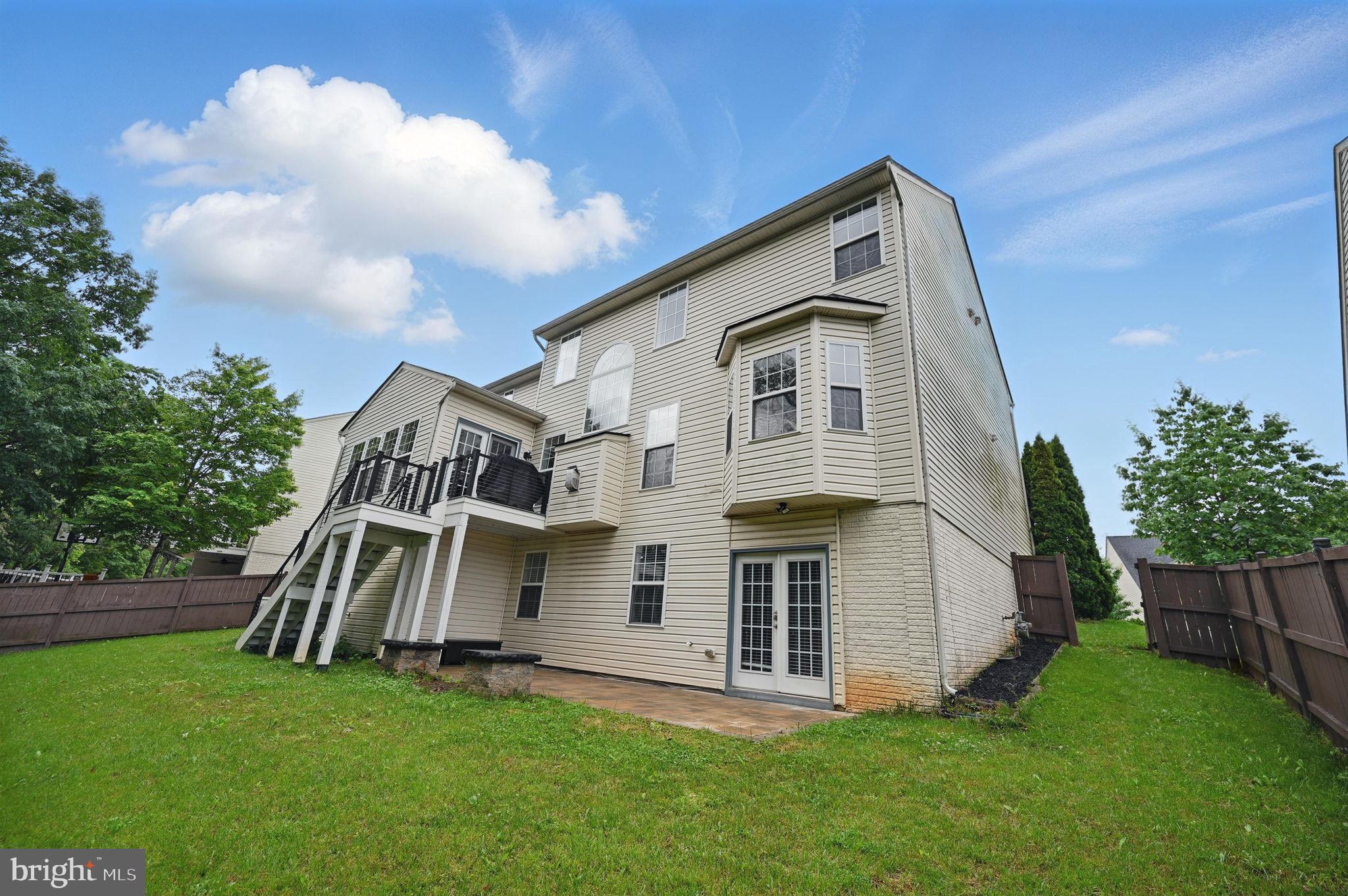 9129 Autumn Glory Ln