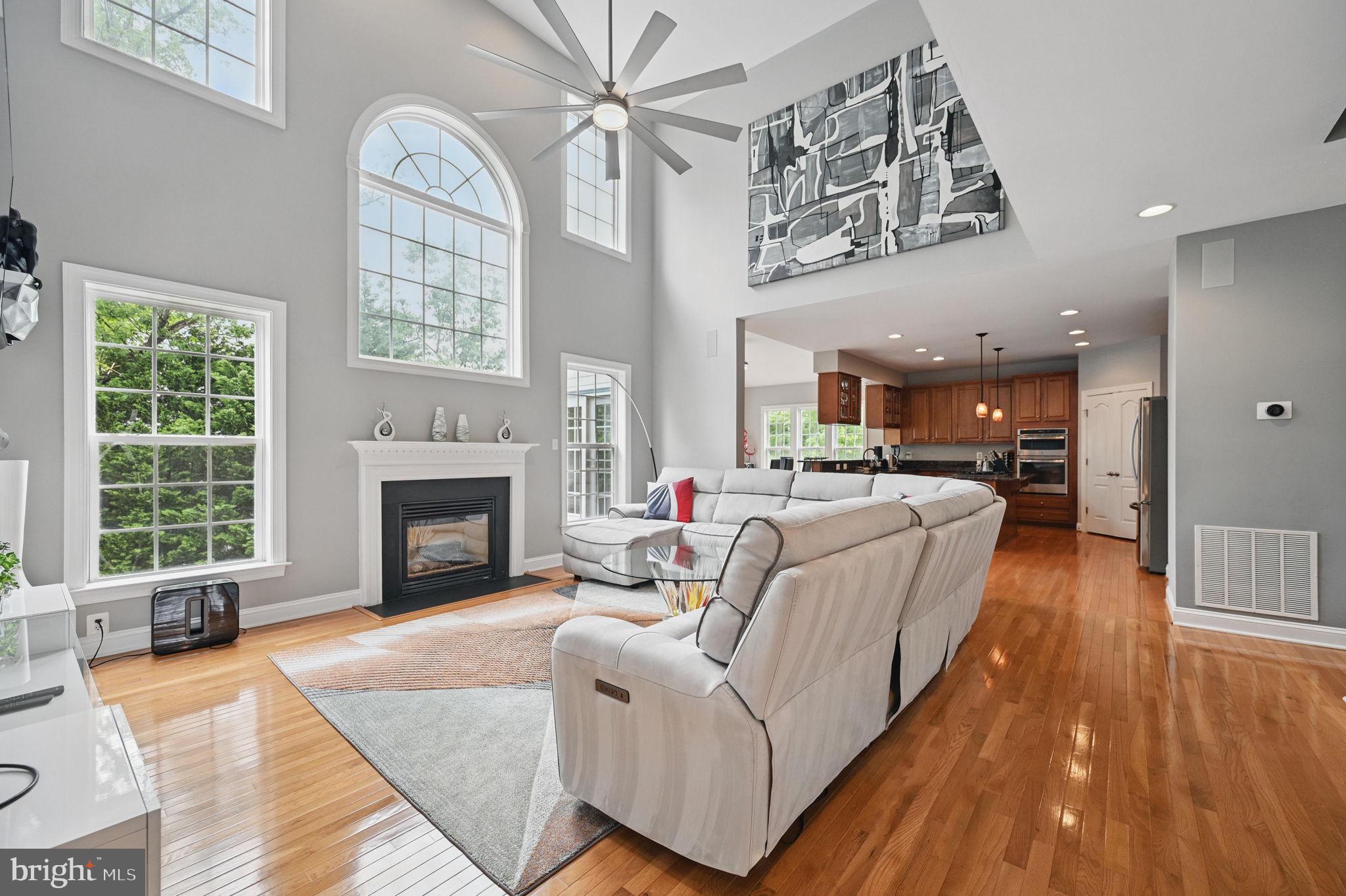 9129 Autumn Glory Ln