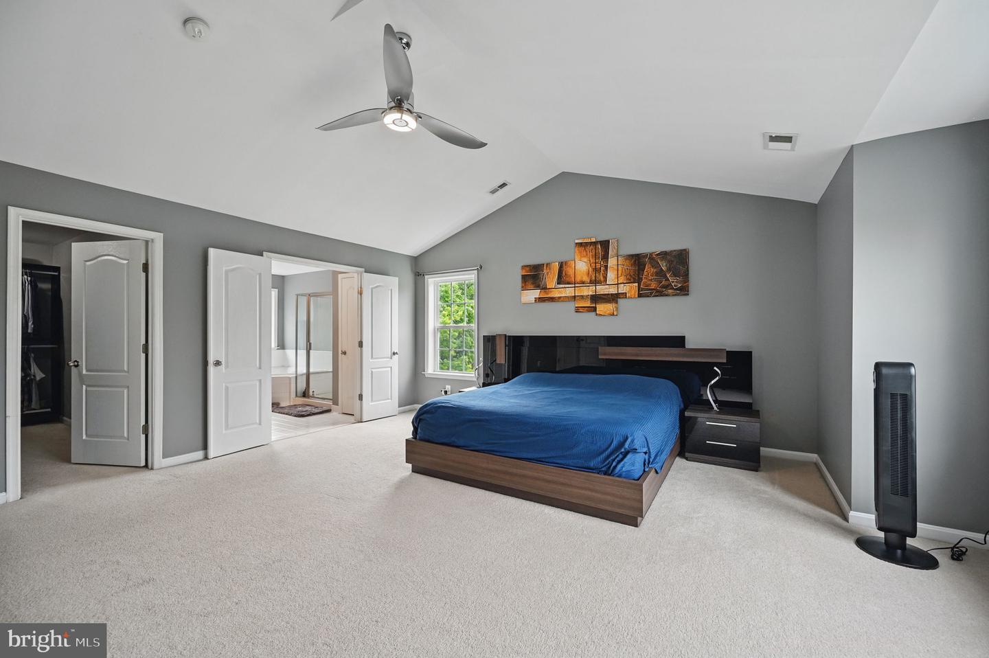 9129 Autumn Glory Ln