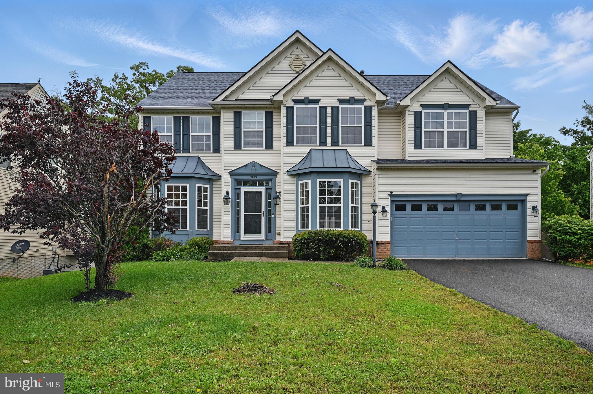 9129 Autumn Glory Ln