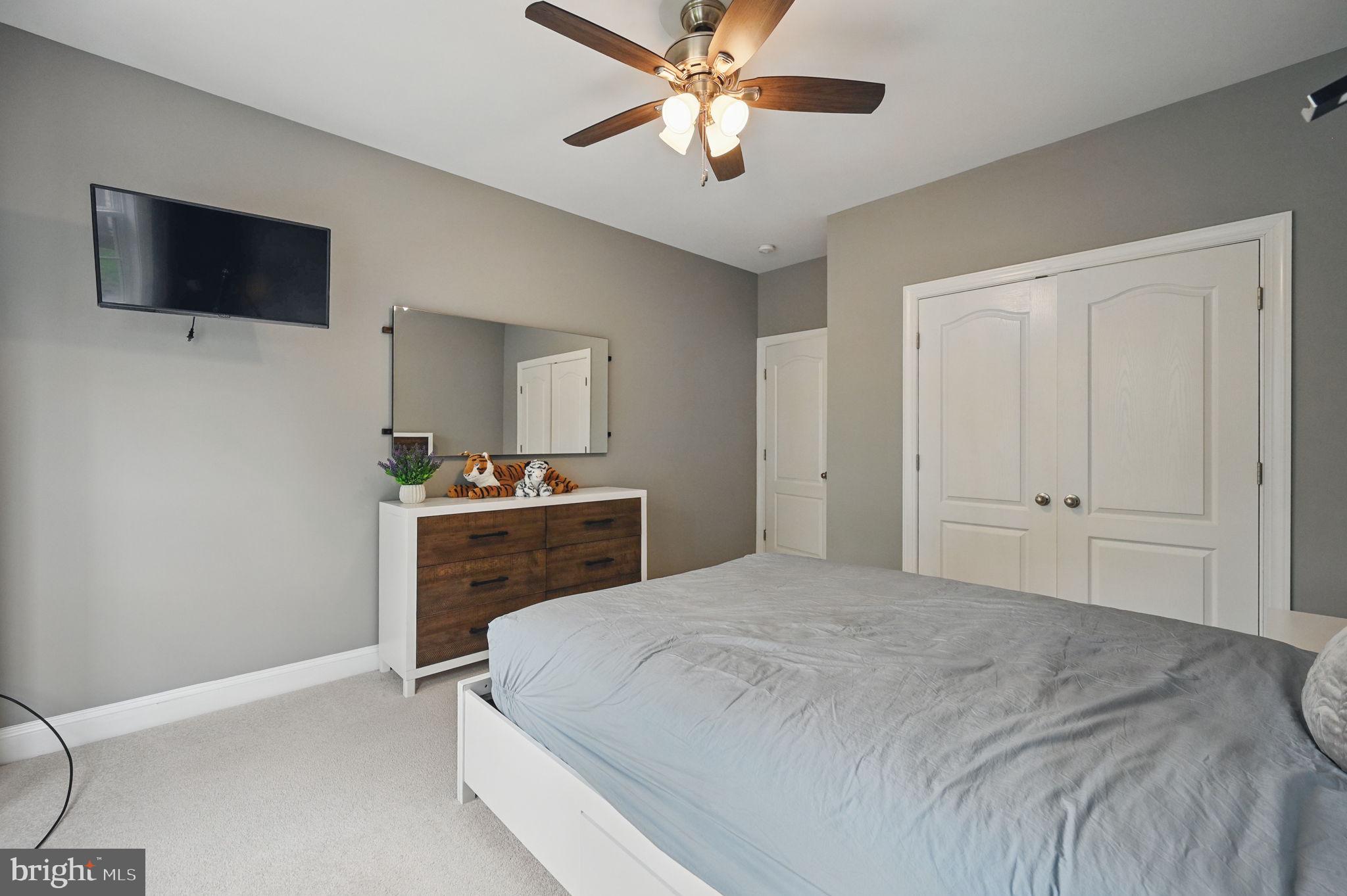 9129 Autumn Glory Ln