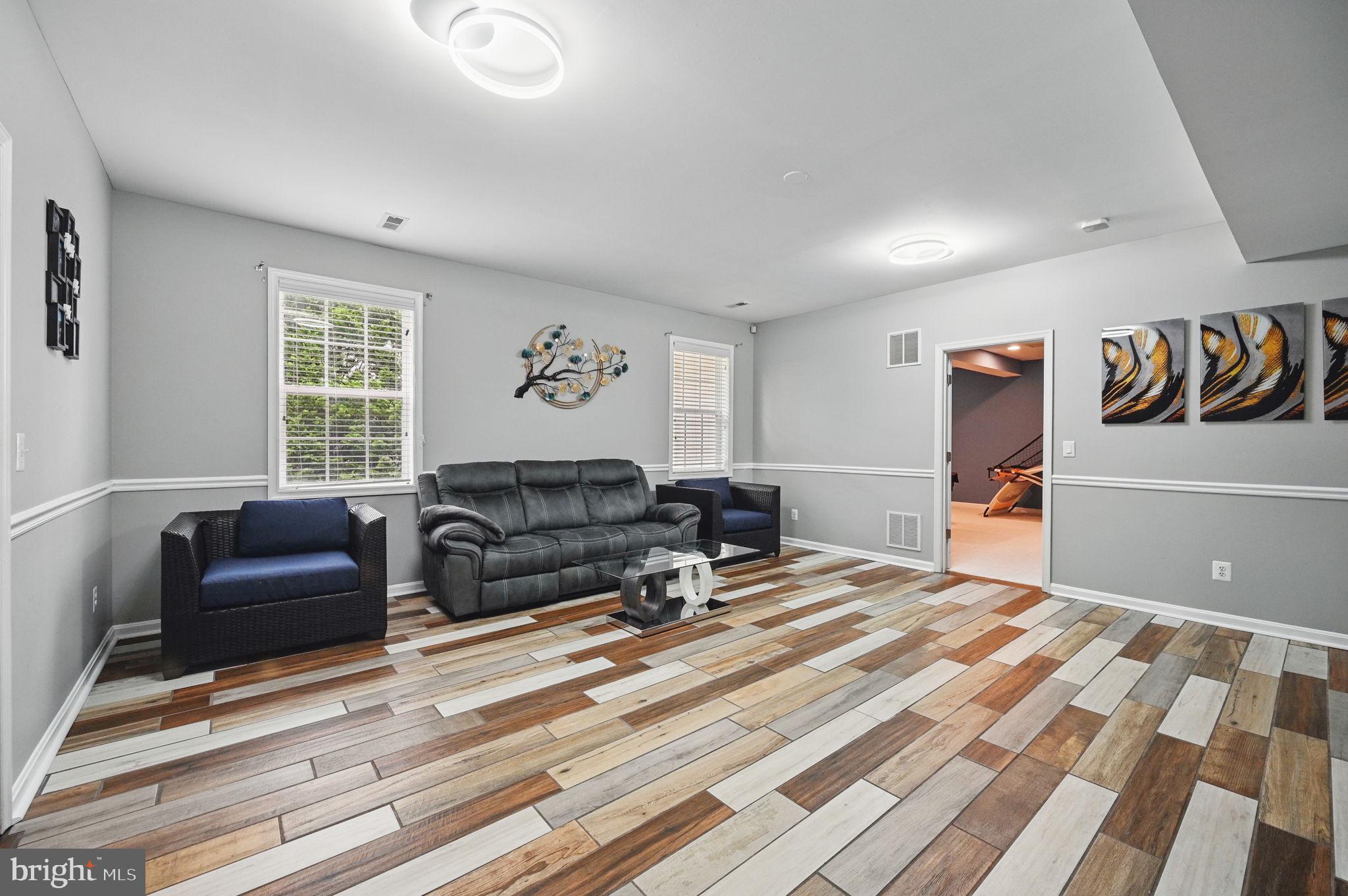 9129 Autumn Glory Ln