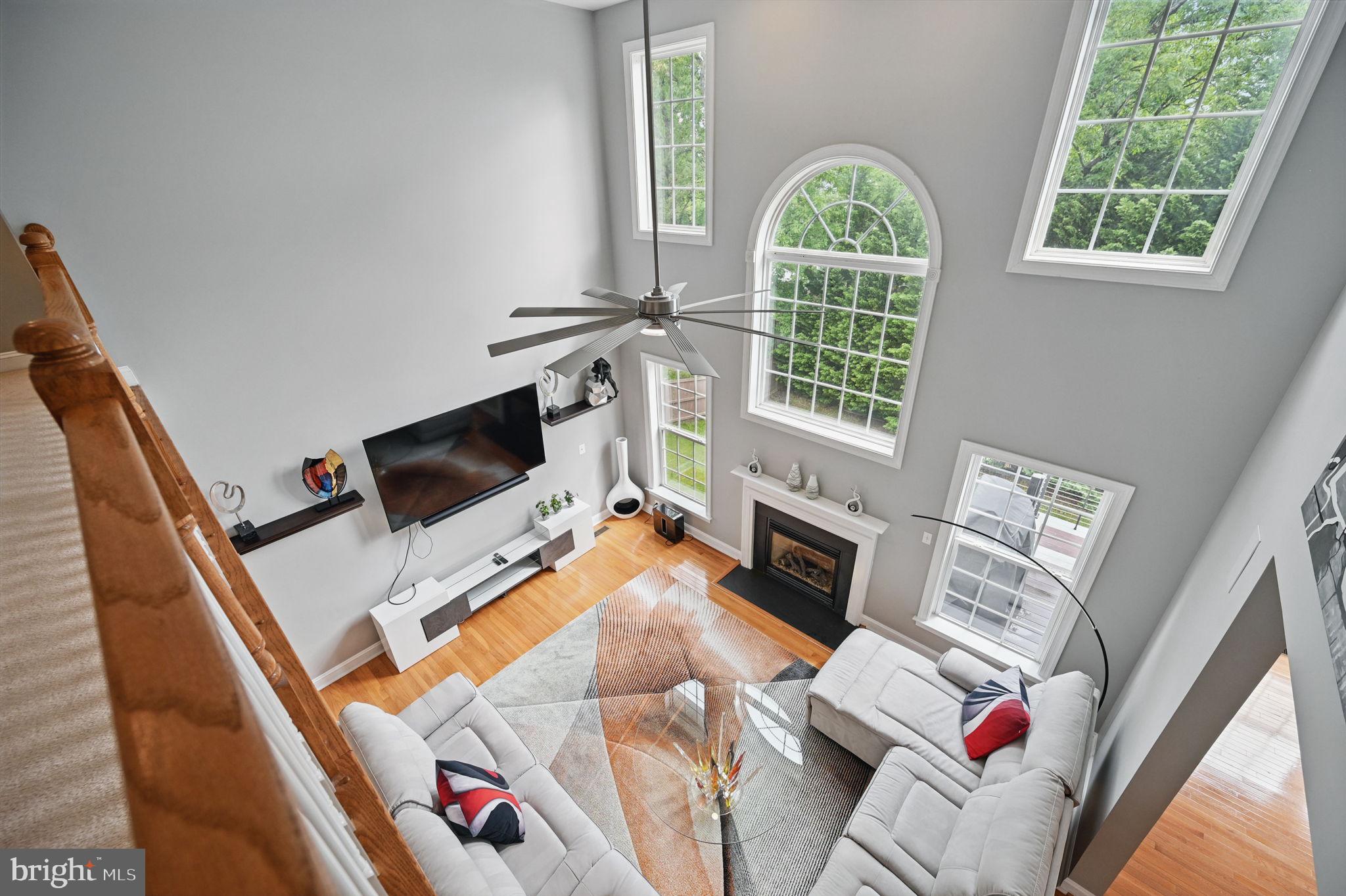 9129 Autumn Glory Ln