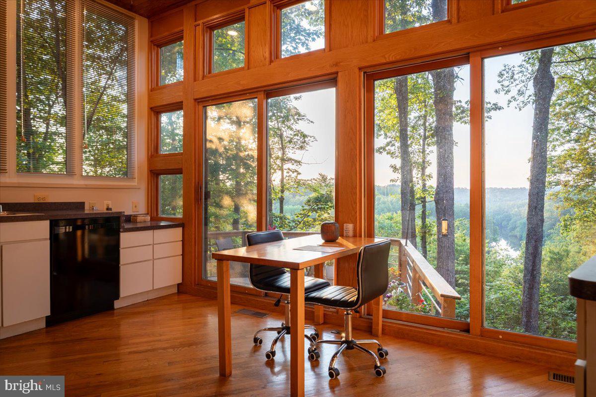 11656 Sandal Wood Ln