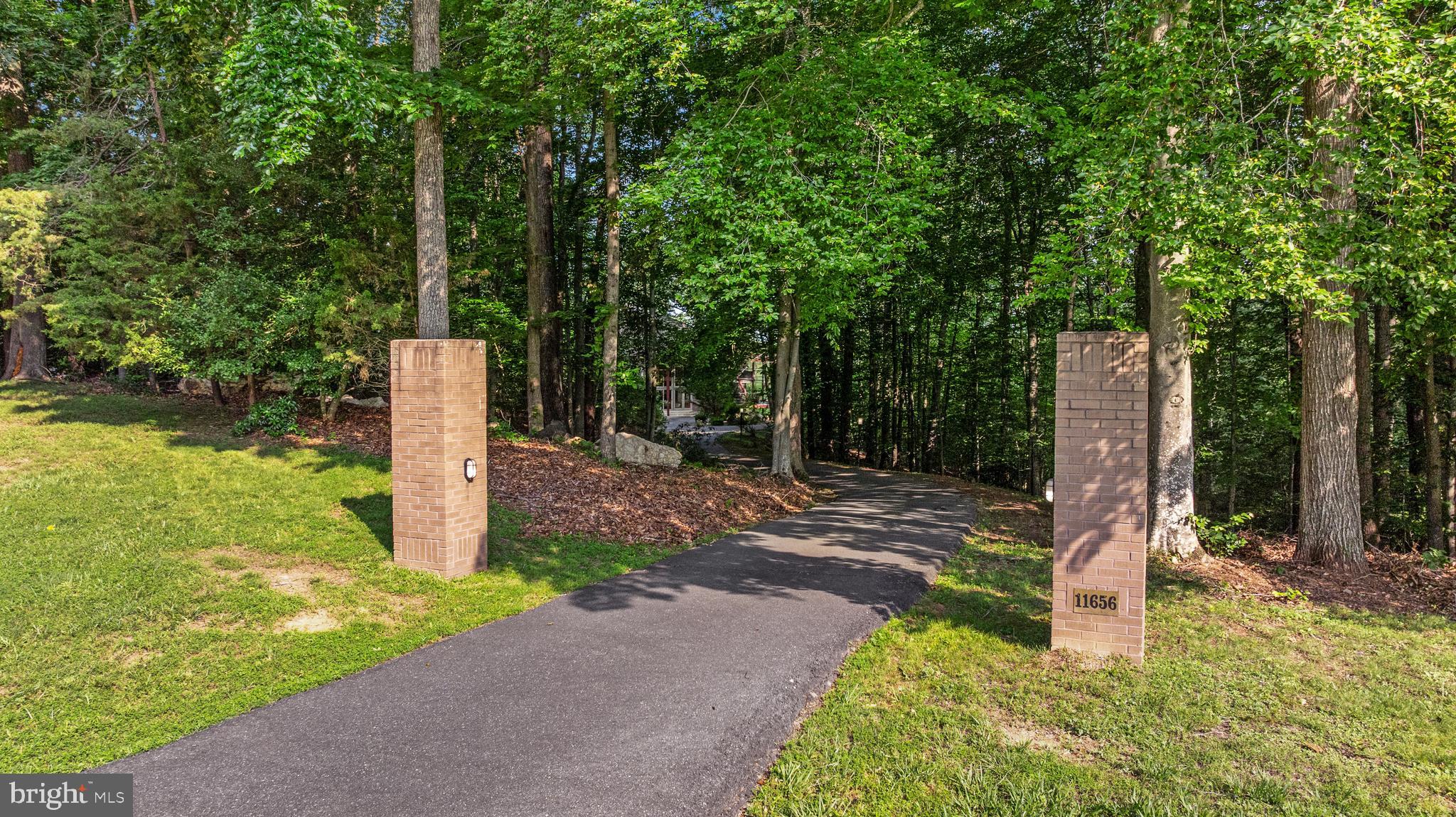 11656 Sandal Wood Ln