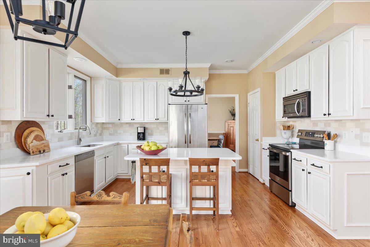 11671 SANDAL WOOD LANE