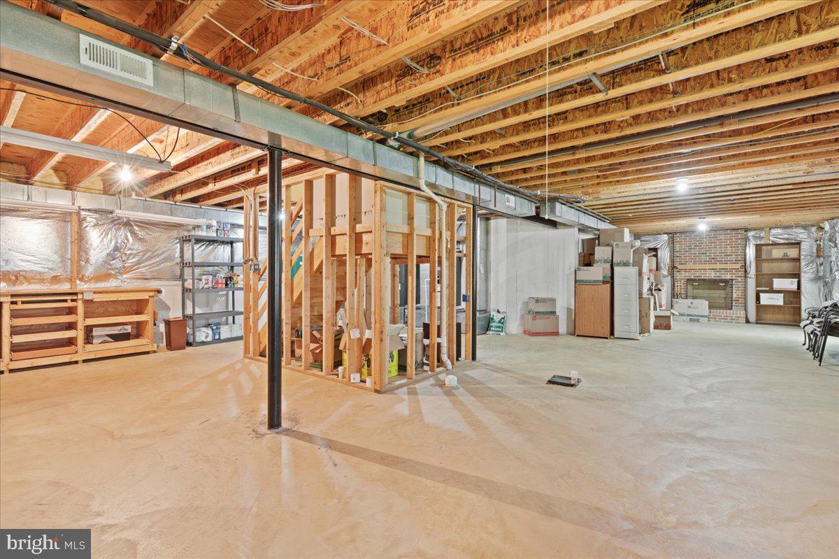 11671 SANDAL WOOD LANE