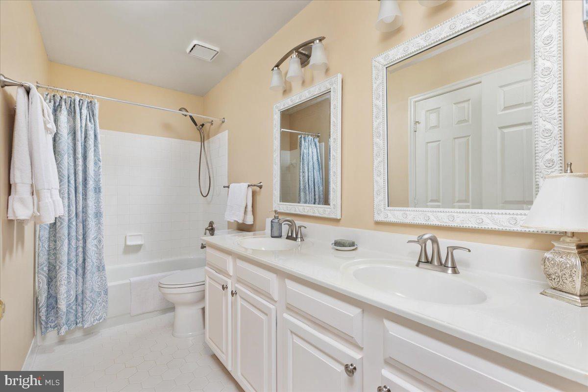 11671 SANDAL WOOD LANE