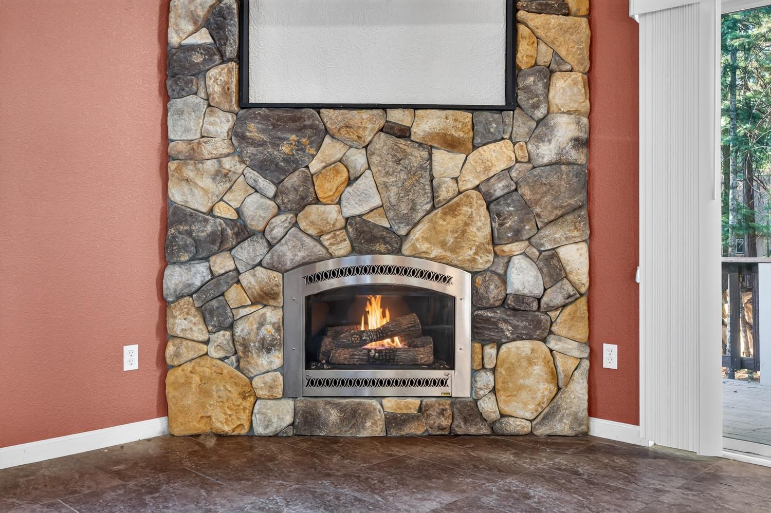 119 Meadowview Court