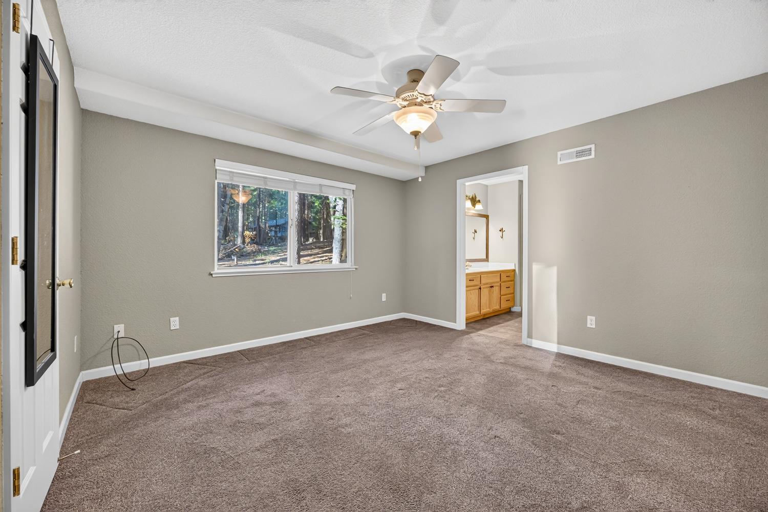 119 Meadowview Court