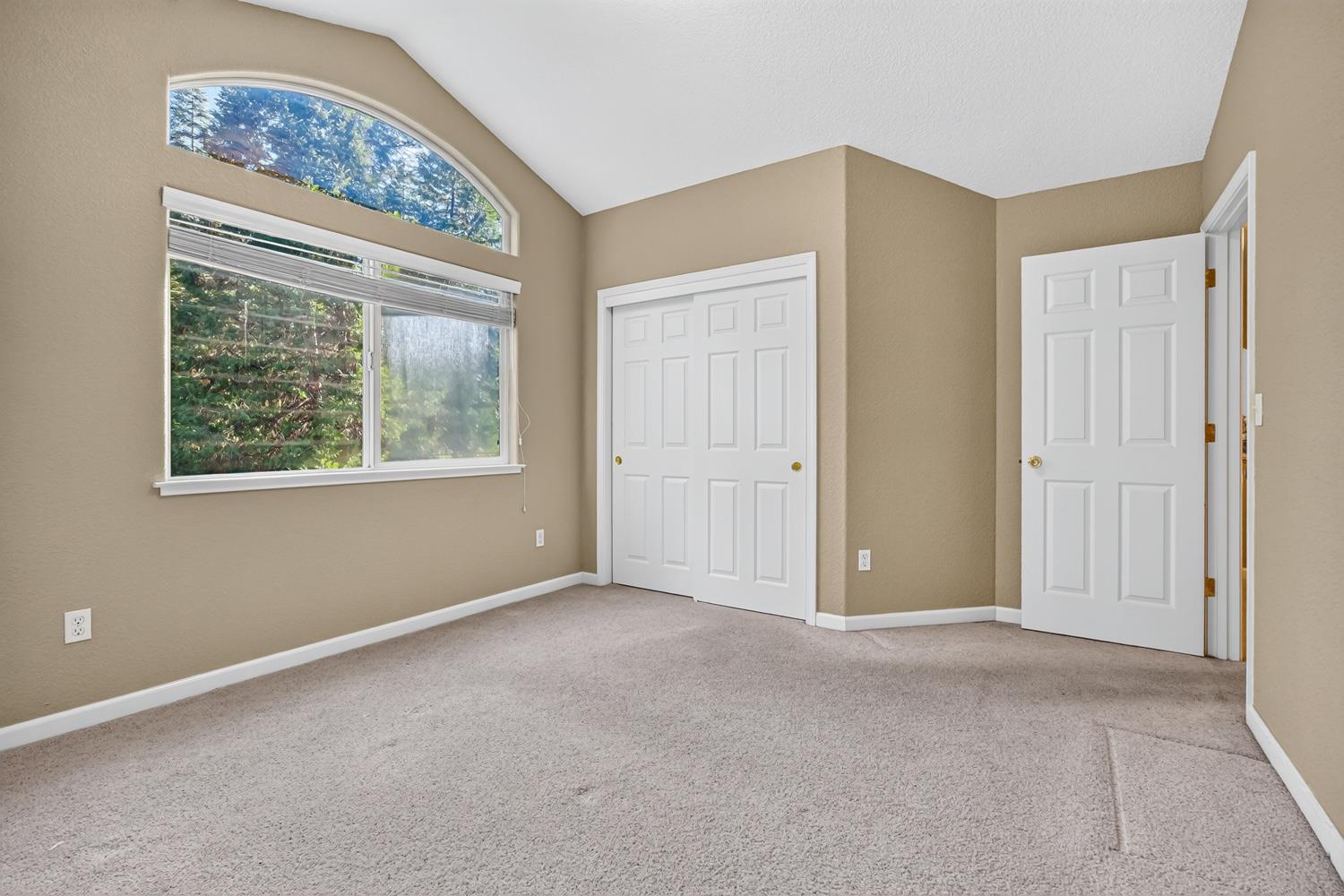 119 Meadowview Court