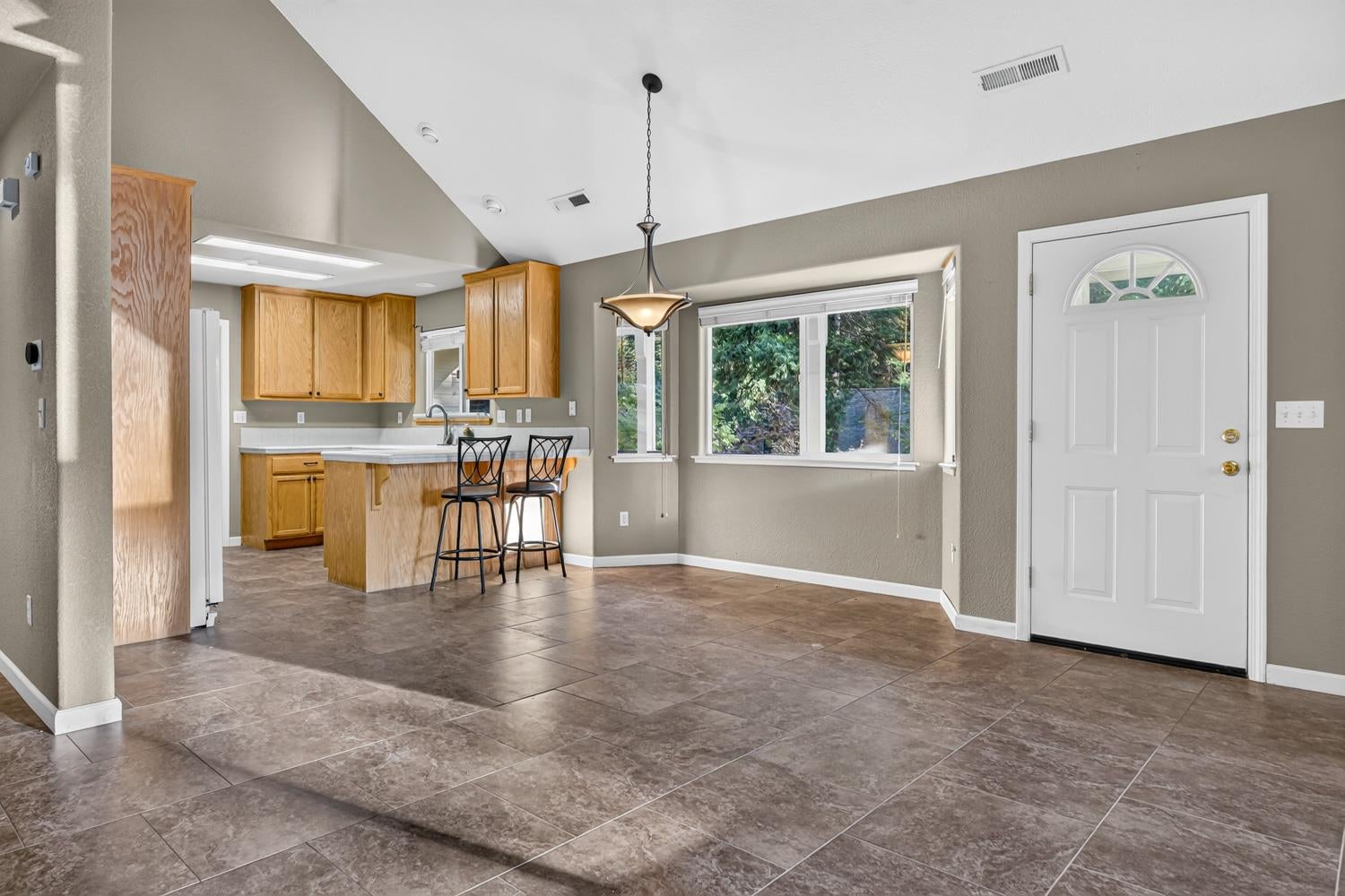 119 Meadowview Court