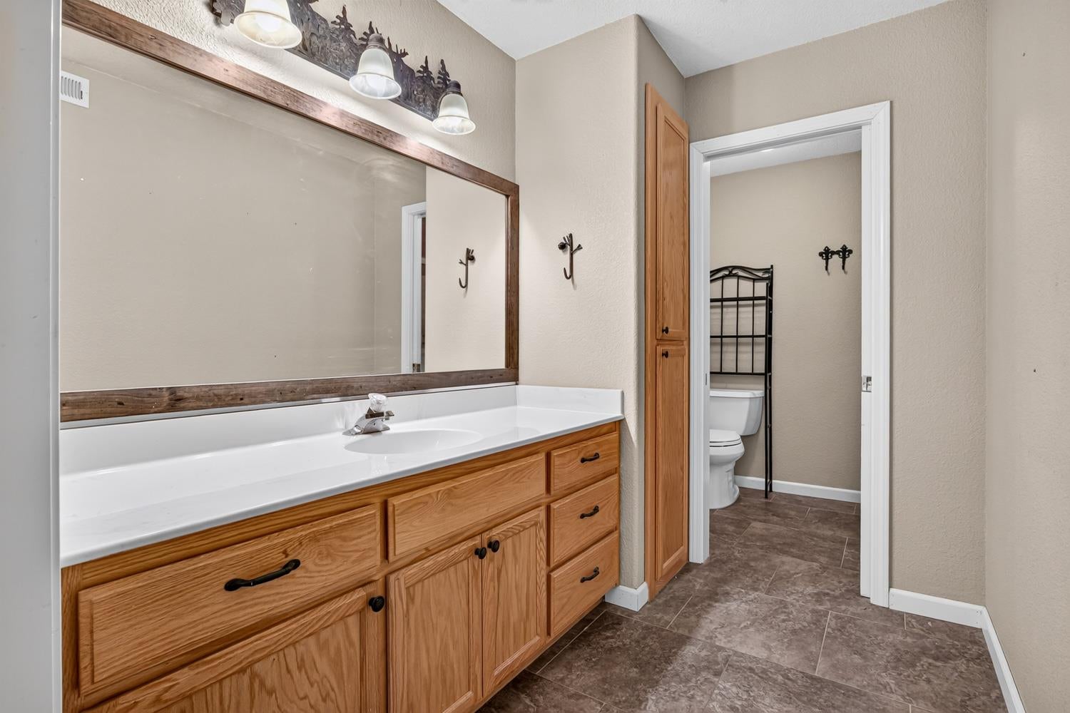 119 Meadowview Court