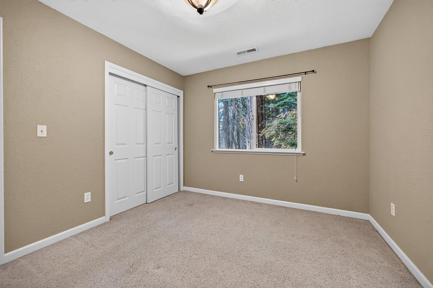 119 Meadowview Court