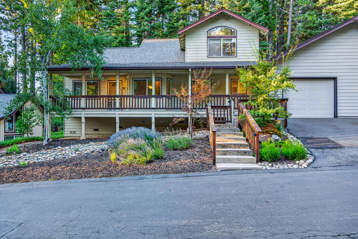 119 Meadowview Court