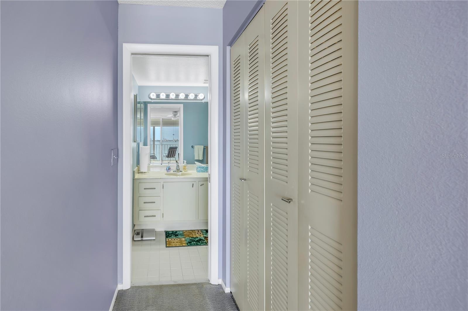 6060 SHORE BLVD S #510