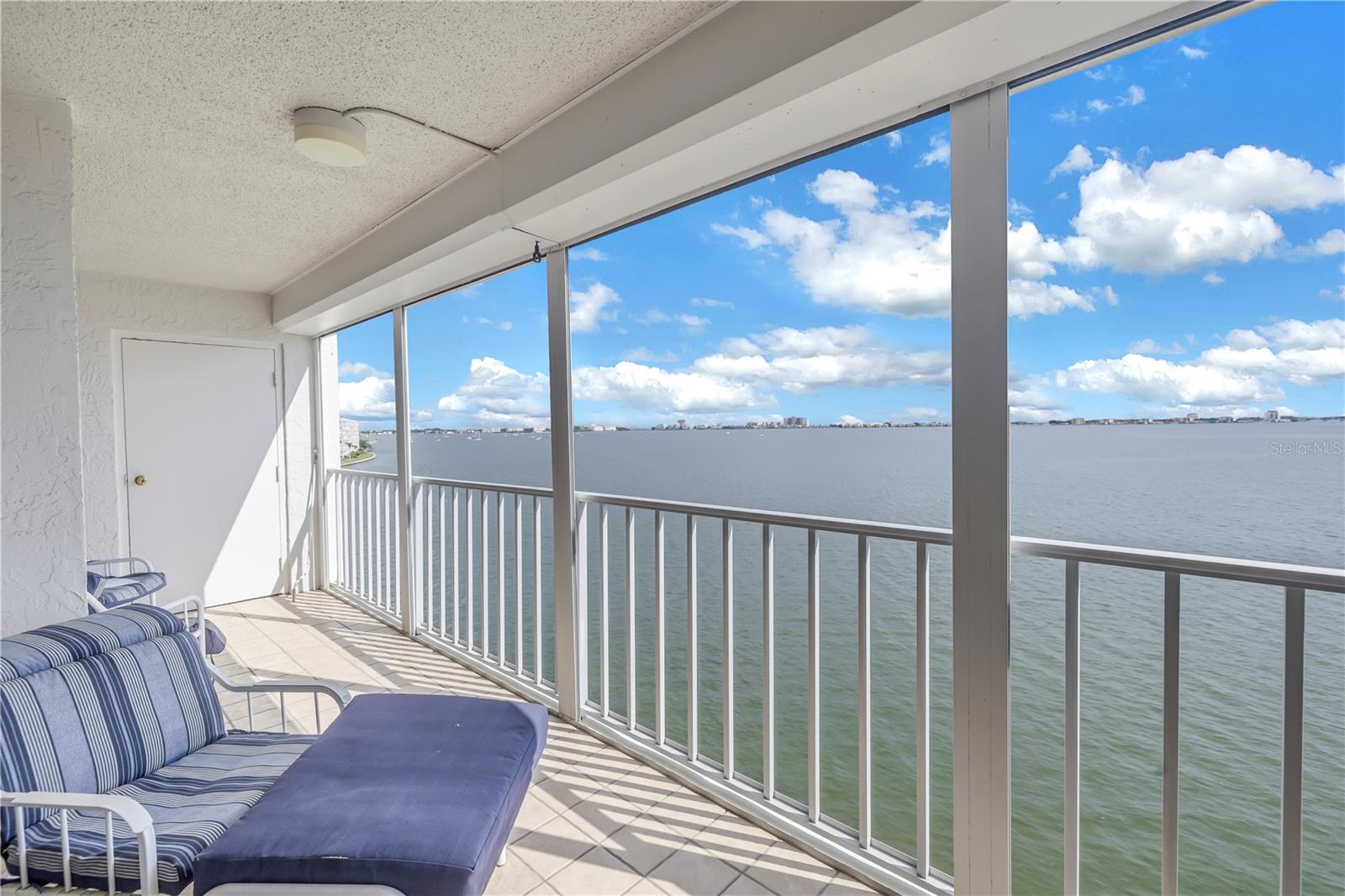 6060 SHORE BLVD S #510