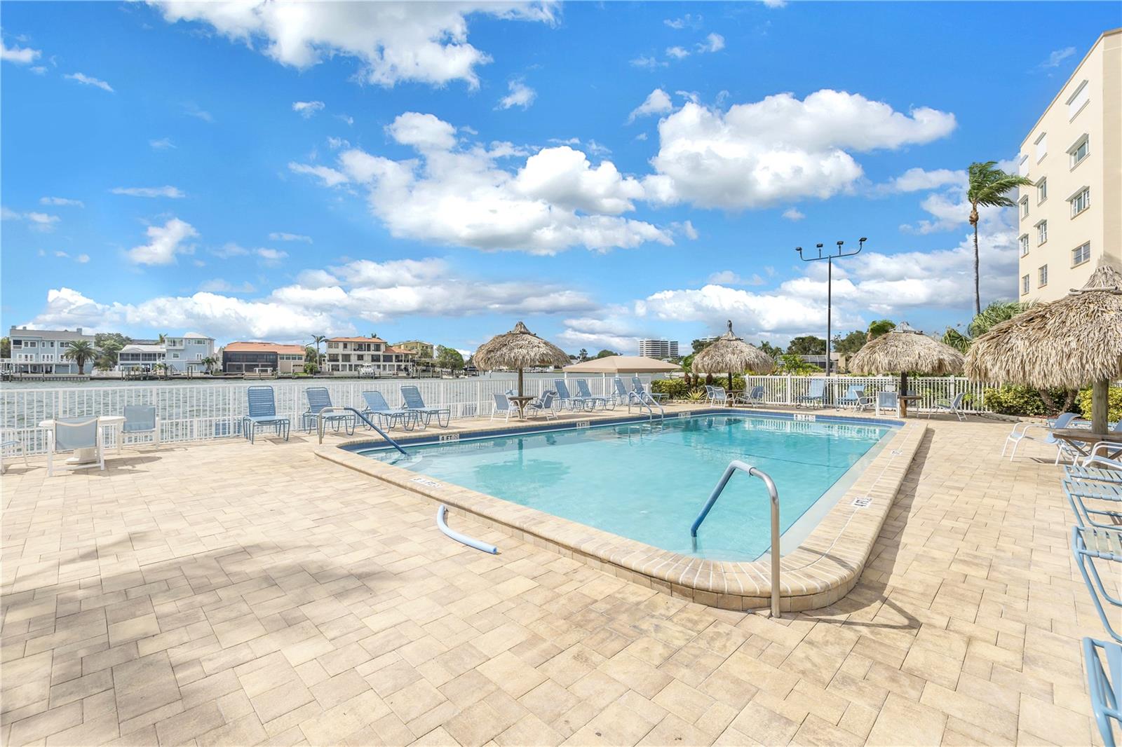 6060 SHORE BLVD S #510