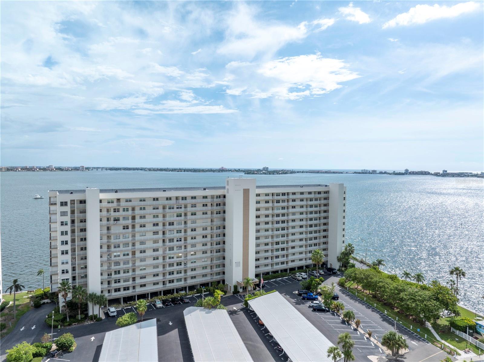 6060 SHORE BLVD S #510